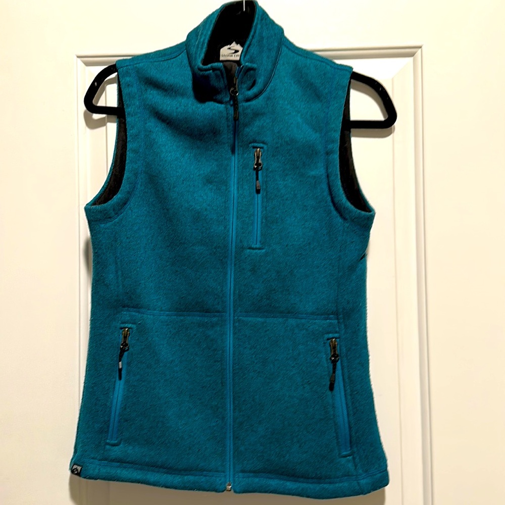 Storm creek fleece knit vest